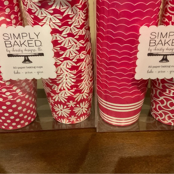 2 New Packages of Baking Cups - Pink & White - Picture 3 of 3